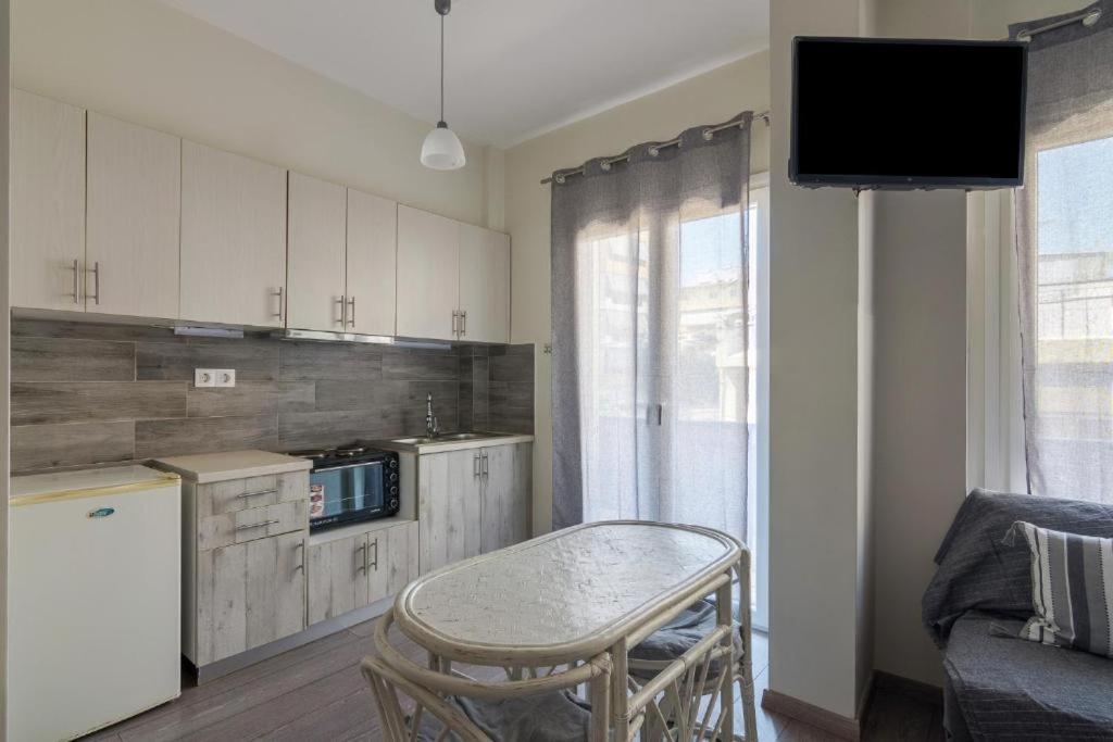 Lovely Studio Apartment For 2 Ppl In เอเธนส์ ภายนอก รูปภาพ