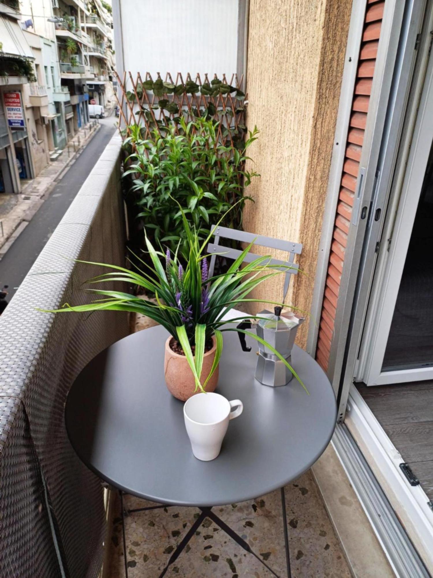 Lovely Studio Apartment For 2 Ppl In เอเธนส์ ภายนอก รูปภาพ